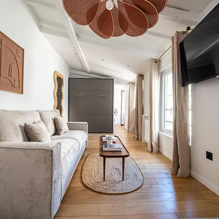 Dreamyflat - Archives Apartment Paris