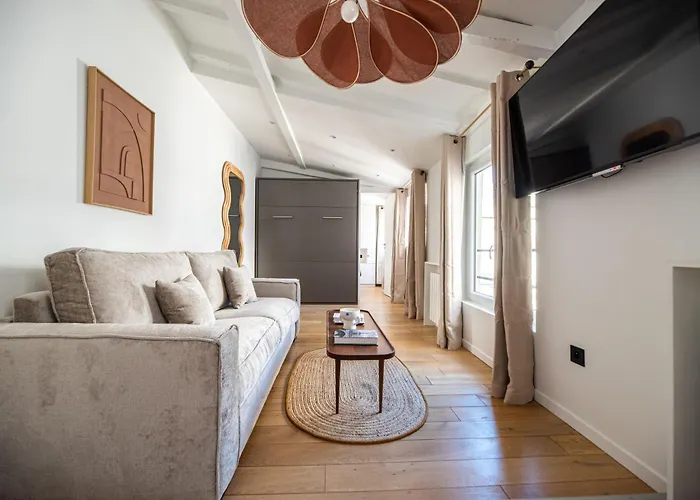 Dreamyflat - Archives Apartment Paris